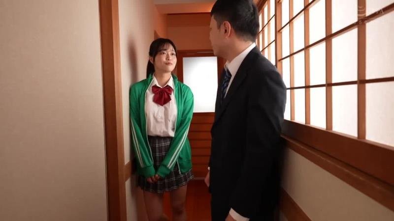 [SCOP-783] A Super Cute School Girl Who Seduces The Teacher By Emphasizing Her Chest And Holding Her Hand Persuades The Teacher