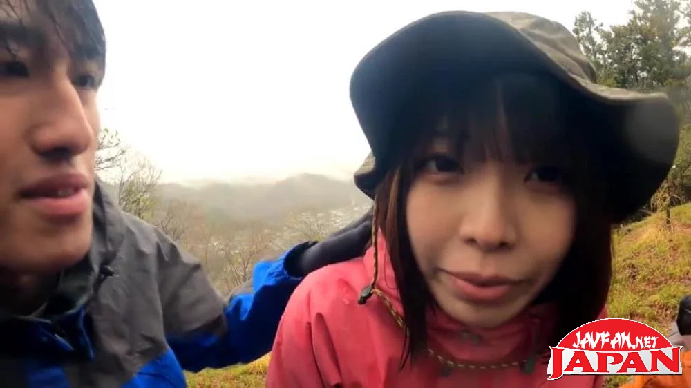 [SORA-402] Aokan Seiin Hiking With A Big-breasted JD Mountain Girl